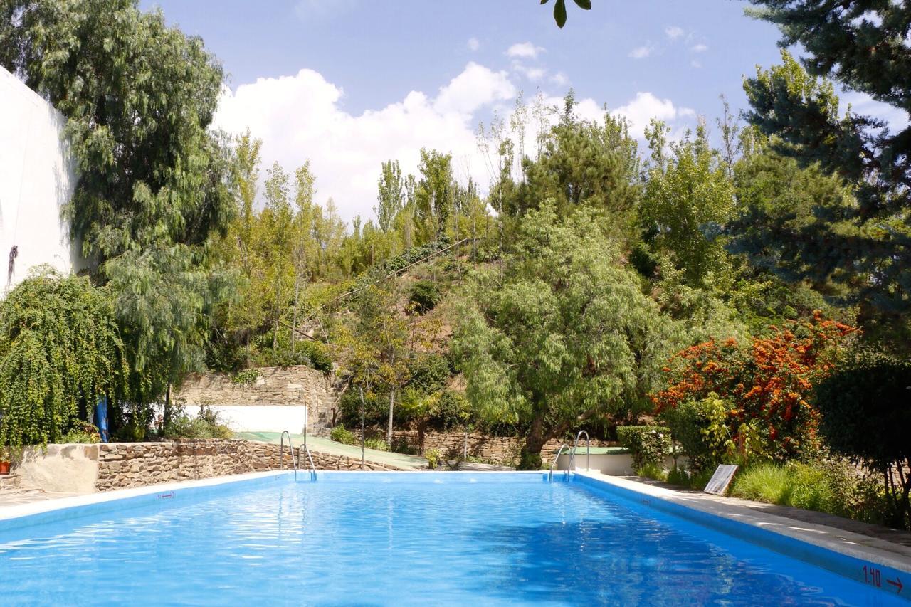 Camping Alpujarras Hotel Laroles Buitenkant foto