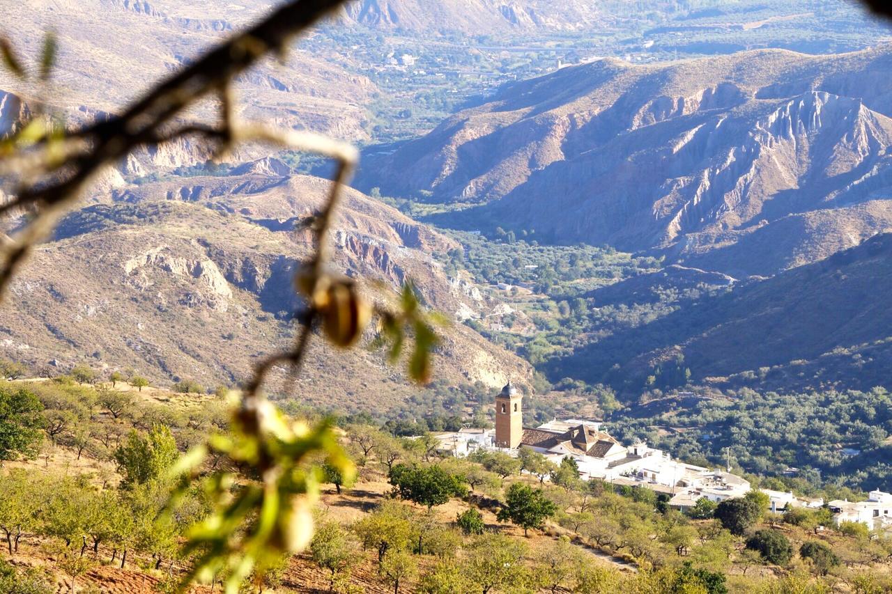 Camping Alpujarras Hotel Laroles Buitenkant foto